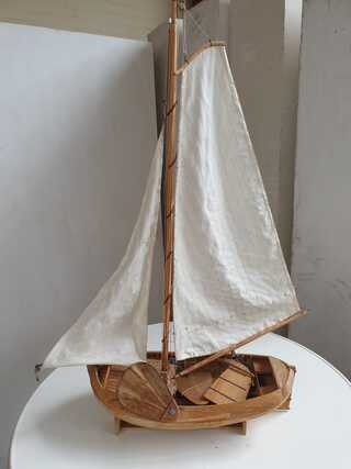 8x Modelschip